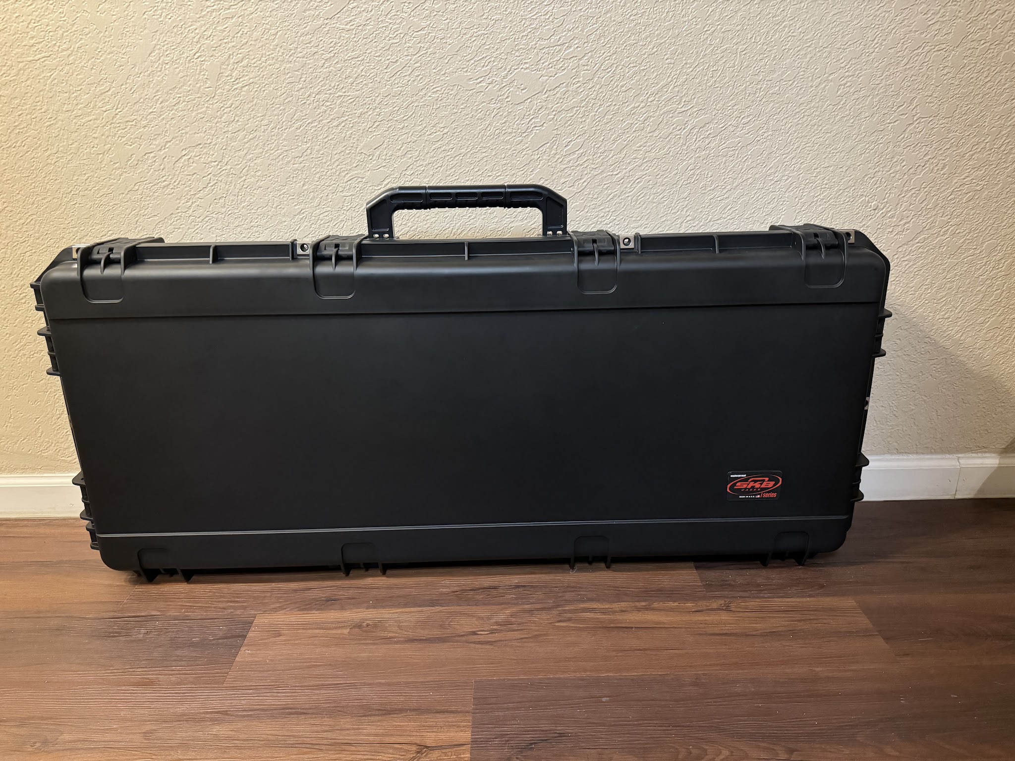 SKB Rifle Locker iSeries 4 - Secure M4/M16 Storage